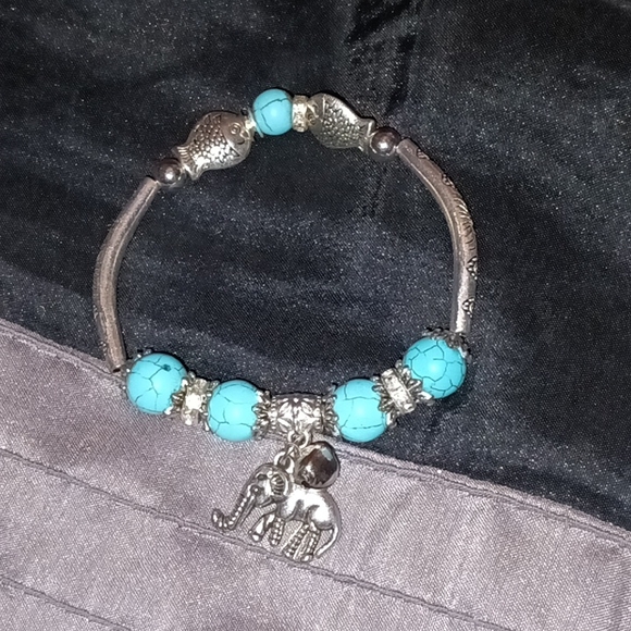 Bracelet with turquoise beads - Picture 1 of 2